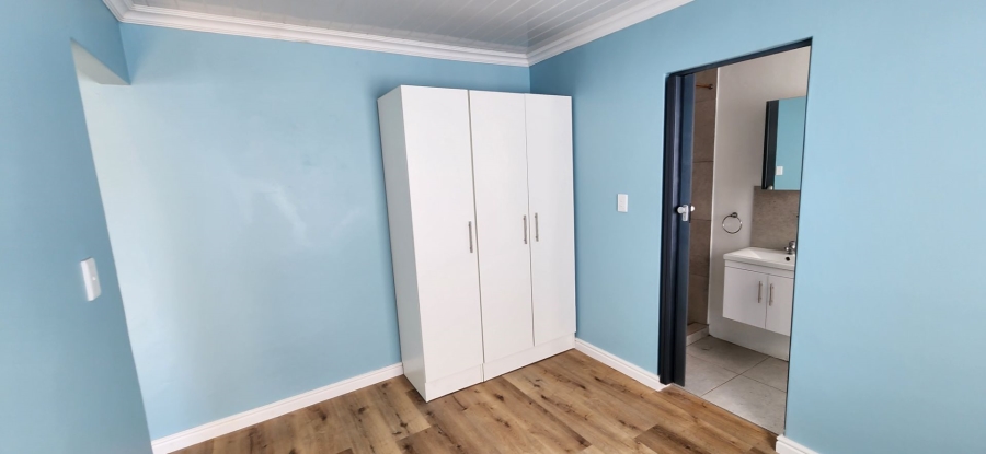 To Let 1 Bedroom Property for Rent in Klipkop Western Cape